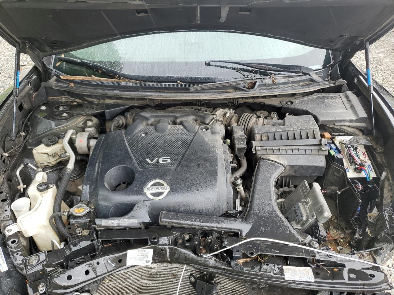 2011 NISSAN Maxima