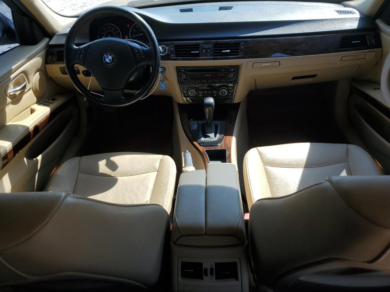 2011 BMW 3 SERIES