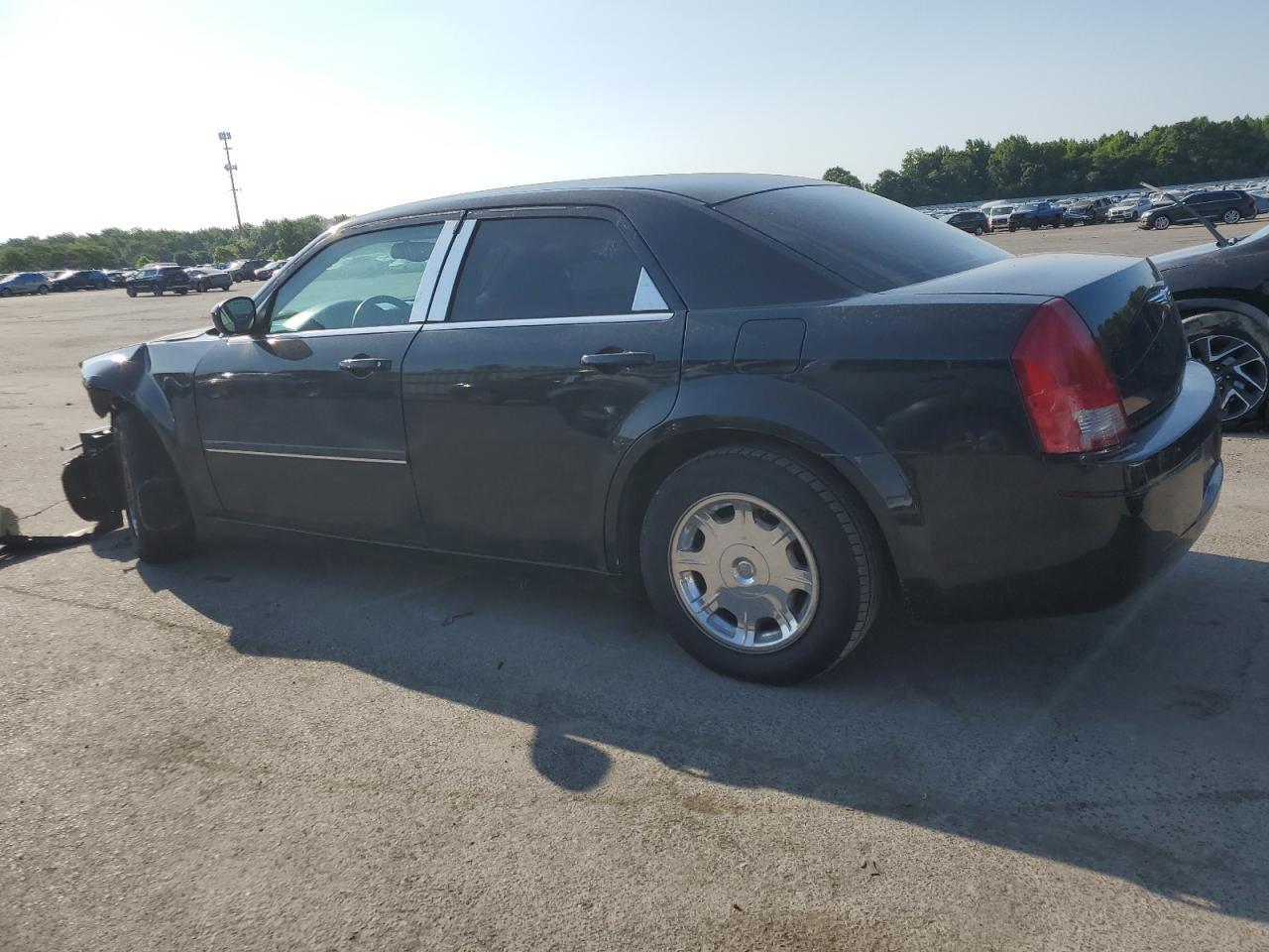 2005 CHRYSLER 300