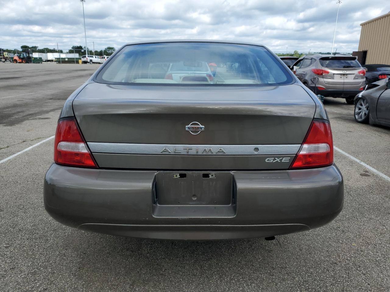 2000 NISSAN ALTIMA