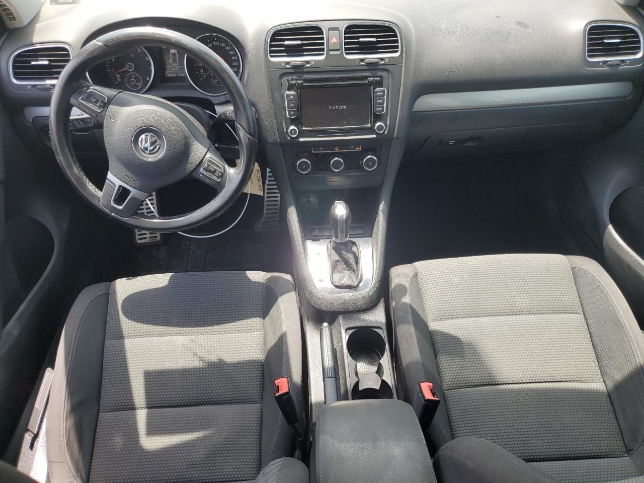 2011 VOLKSWAGEN GOLF