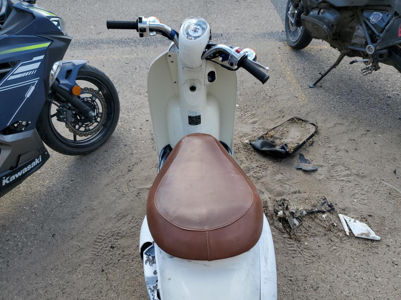 2005 HONDA CH50