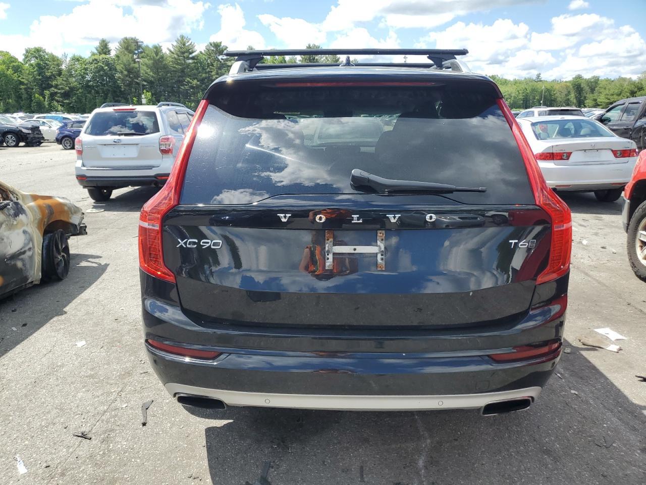 2016 VOLVO XC90