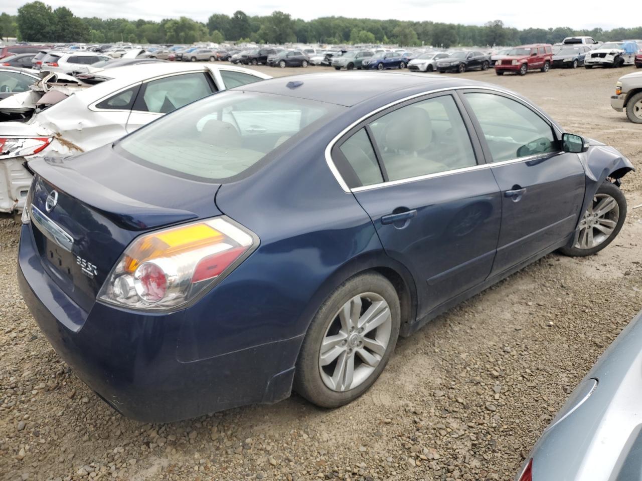 2011 NISSAN ALTIMA