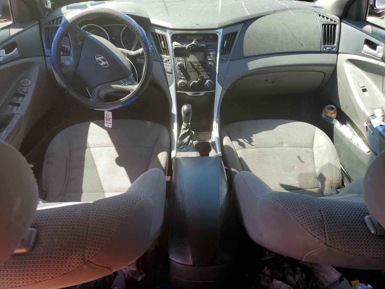 2011 HYUNDAI SONATA