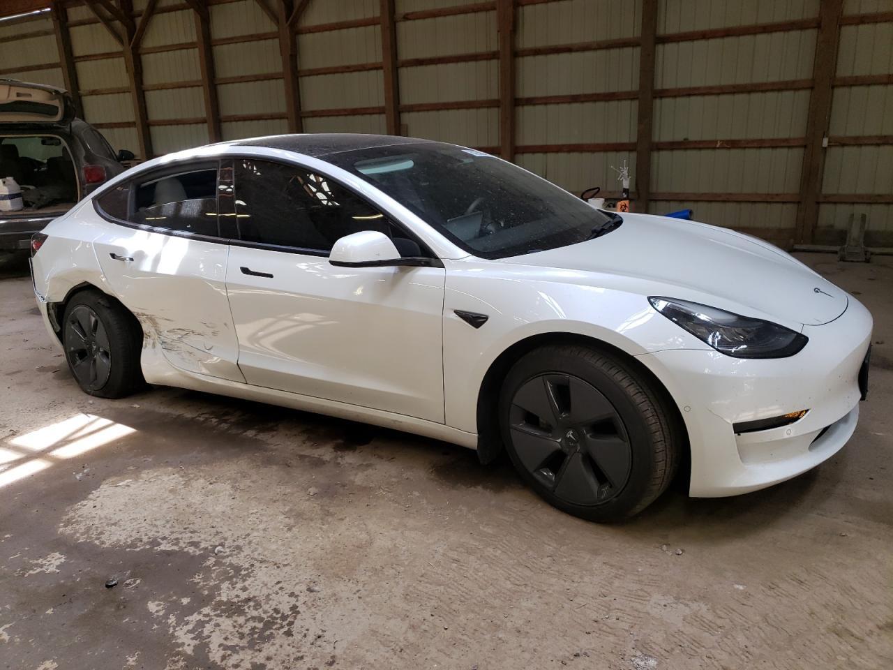 2021 TESLA MODEL 3