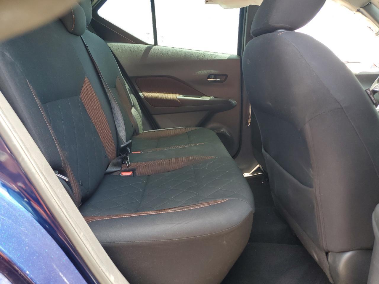 2018 NISSAN KICKS