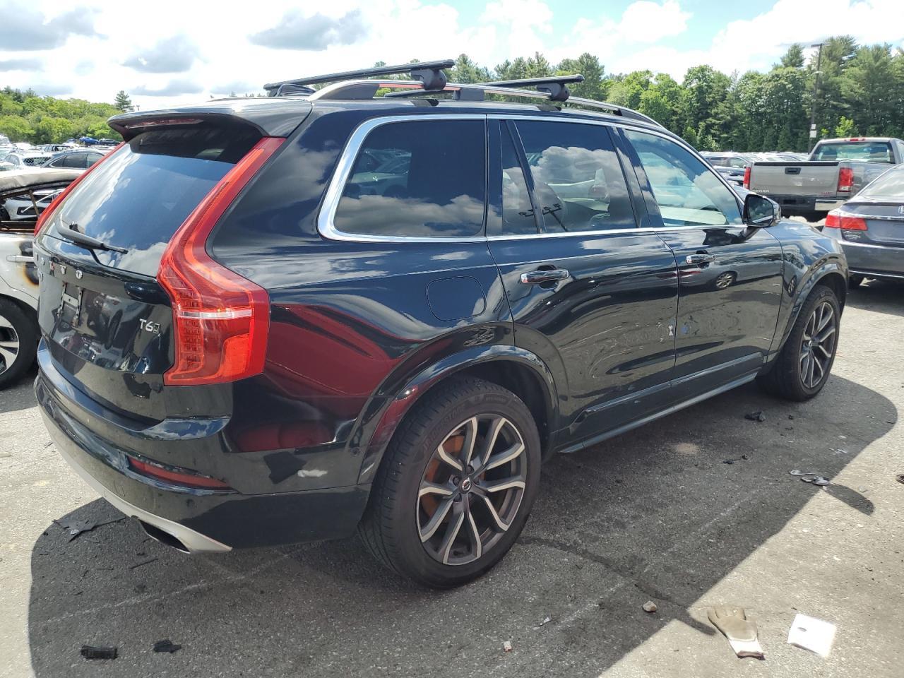 2016 VOLVO XC90