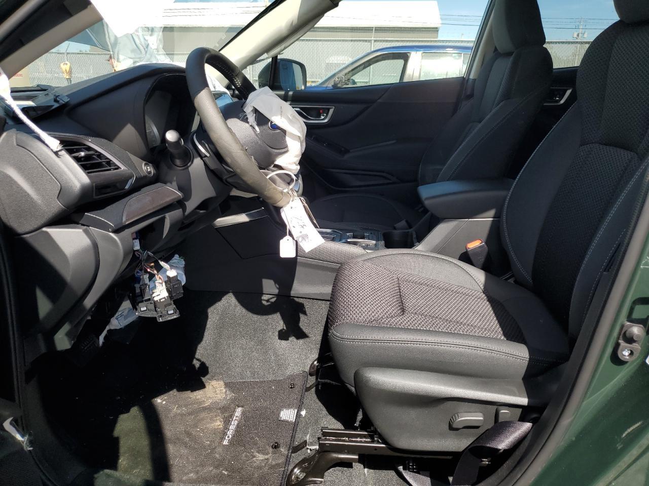 2024 SUBARU FORESTER