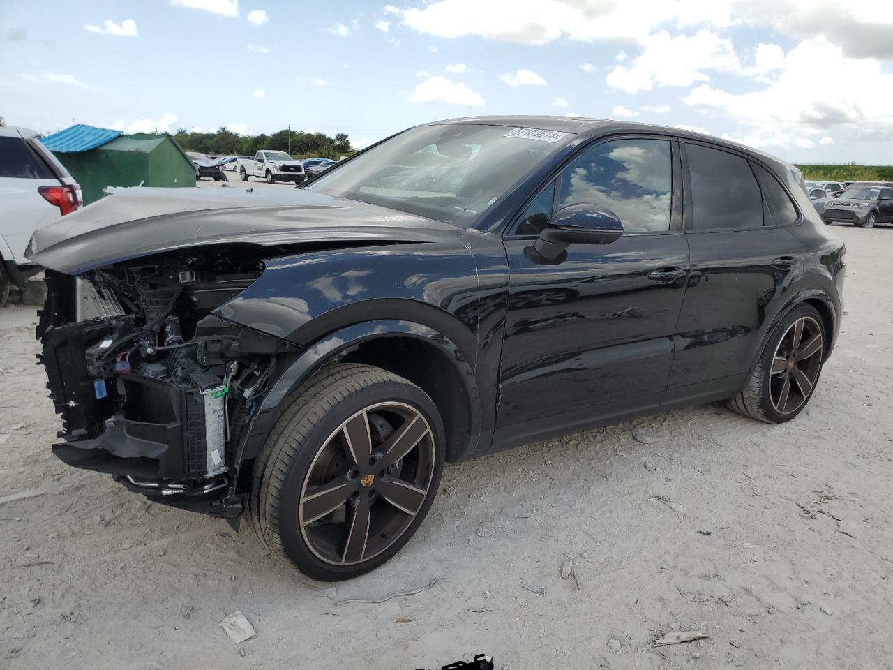 2023 PORSCHE CAYENNE