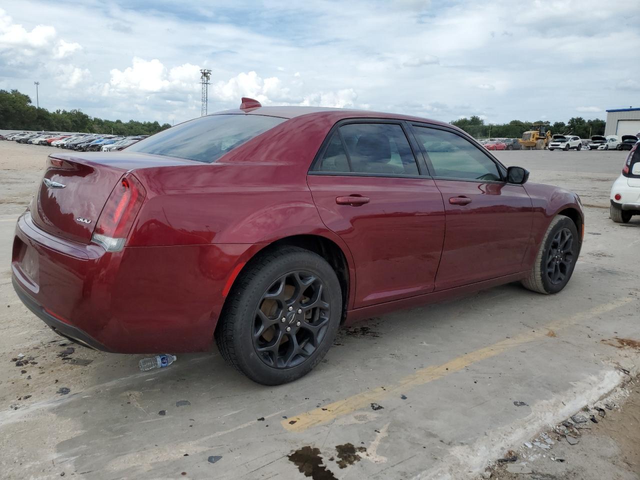 2019 CHRYSLER 300
