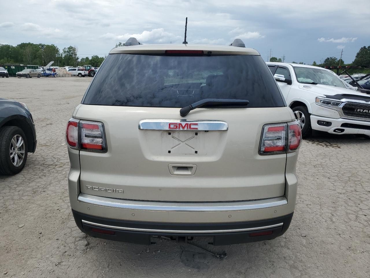 2013 GMC ACADIA