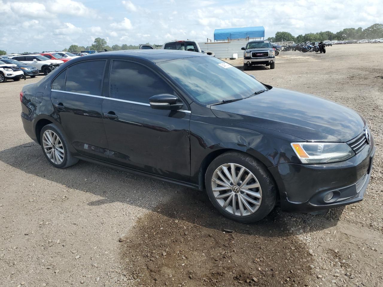 2011 VOLKSWAGEN JETTA