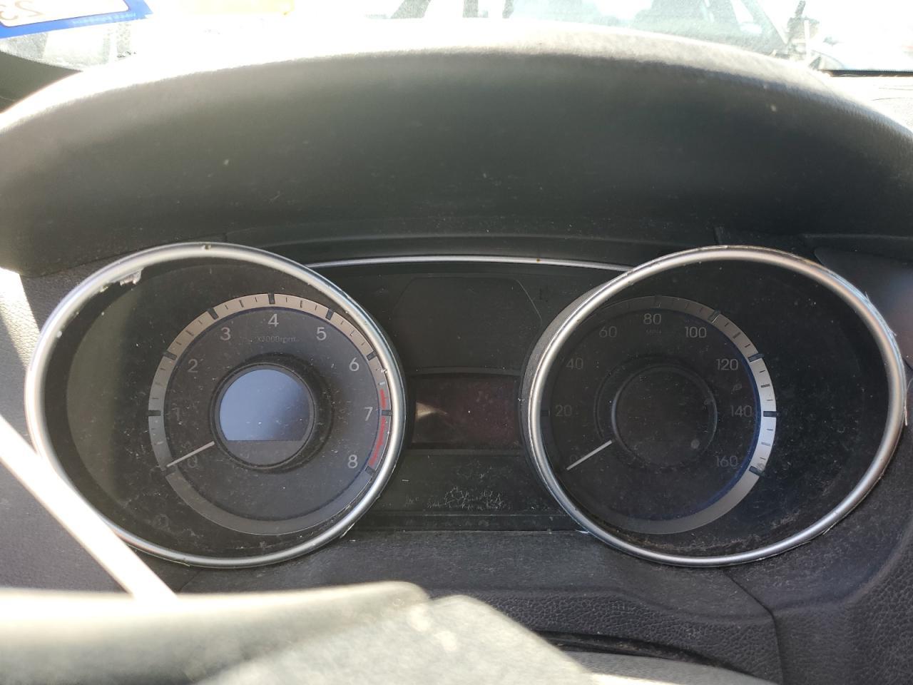 2011 HYUNDAI SONATA