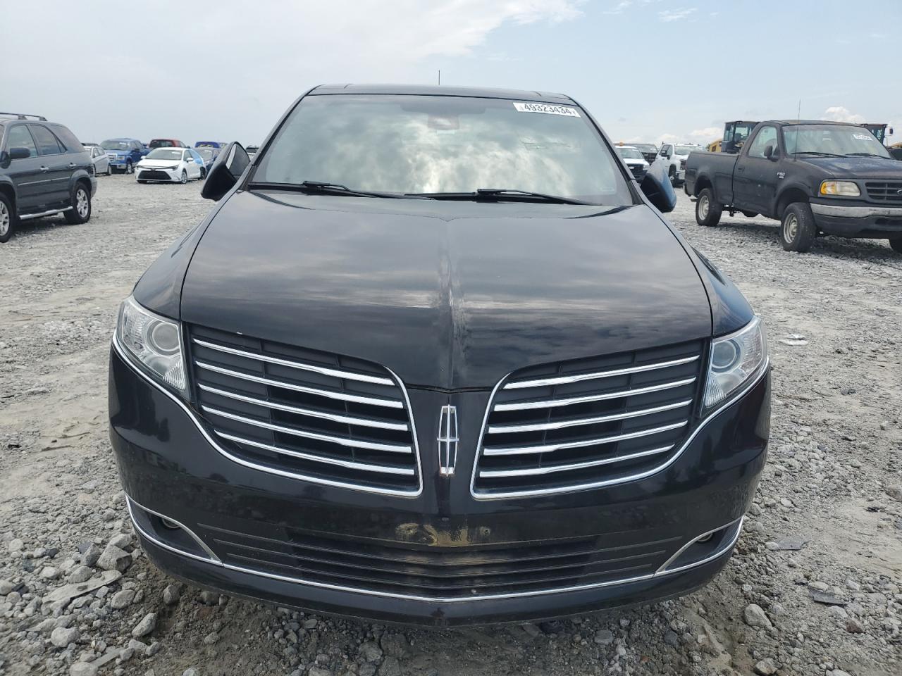 2018 LINCOLN MKT