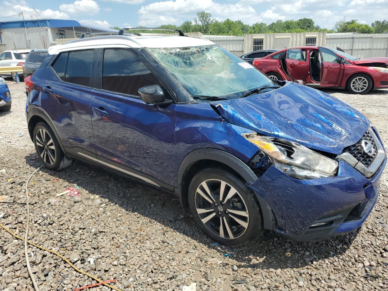 2018 NISSAN KICKS