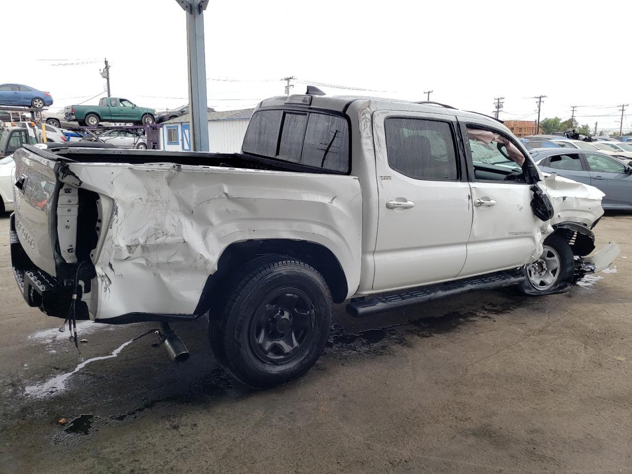 2016 TOYOTA TACOMA