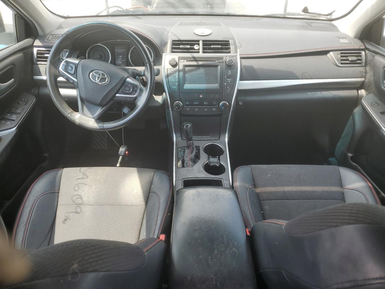 2016 TOYOTA CAMRY