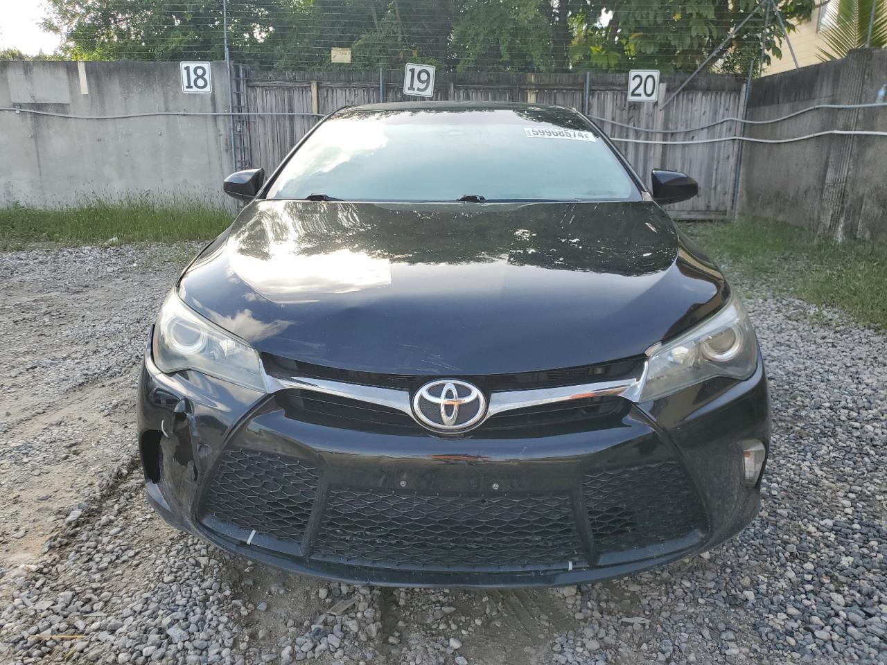 2016 TOYOTA CAMRY