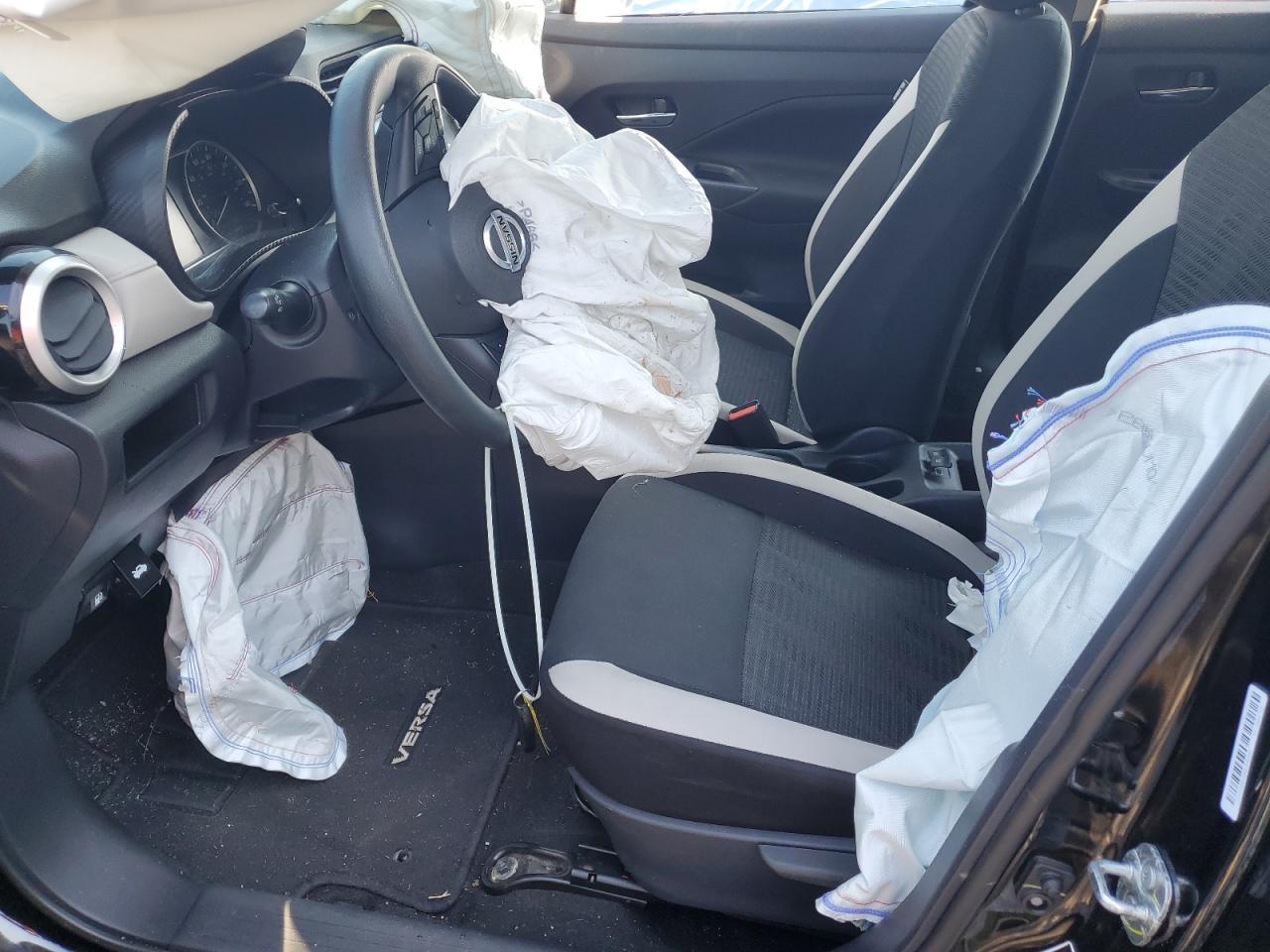 2021 NISSAN VERSA