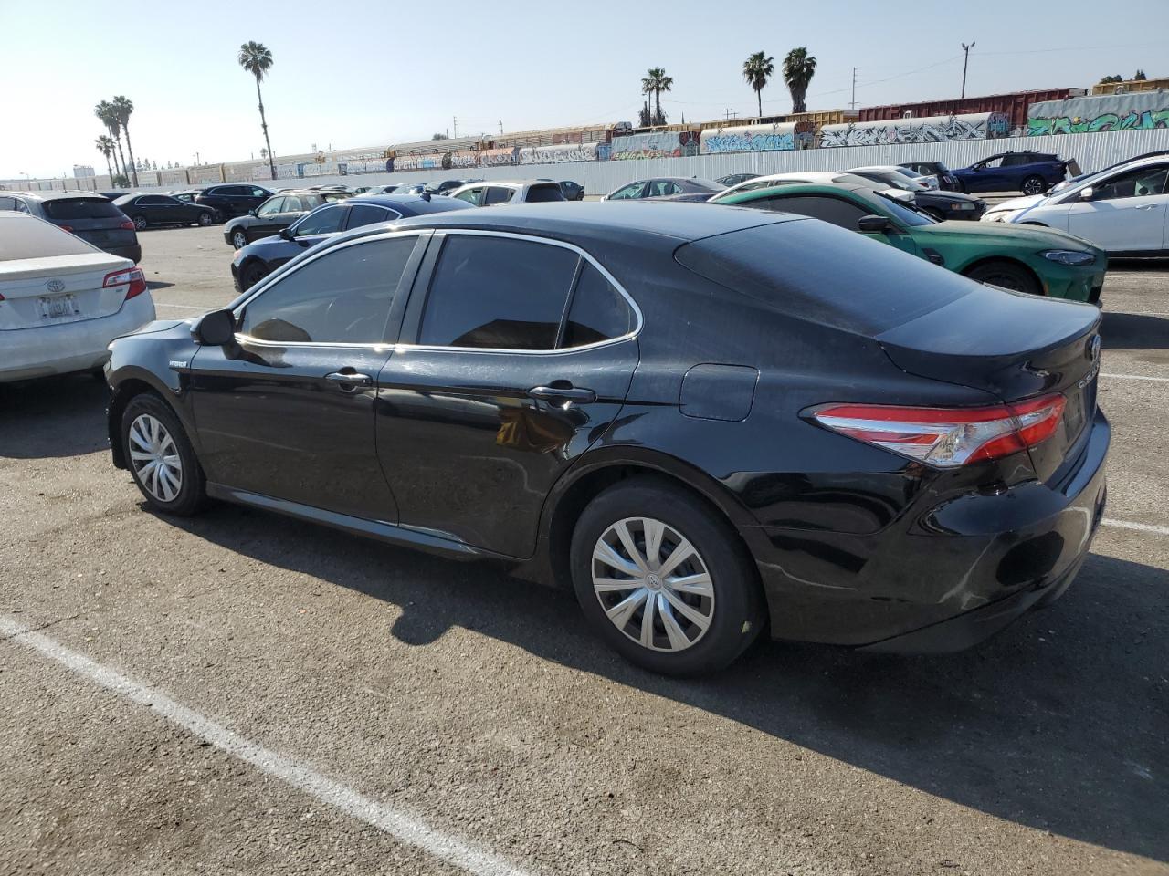 2018 TOYOTA CAMRY