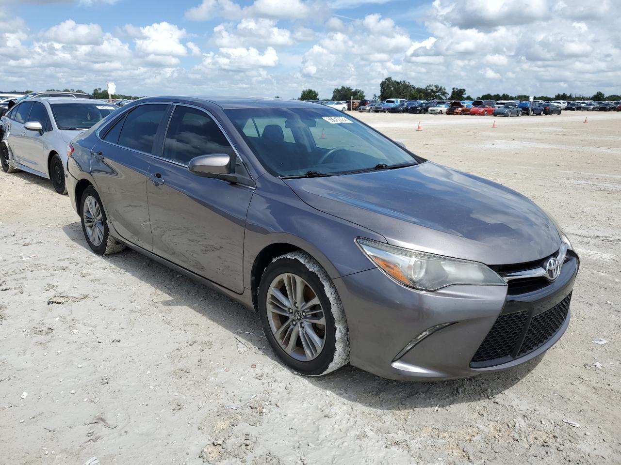 2017 TOYOTA CAMRY