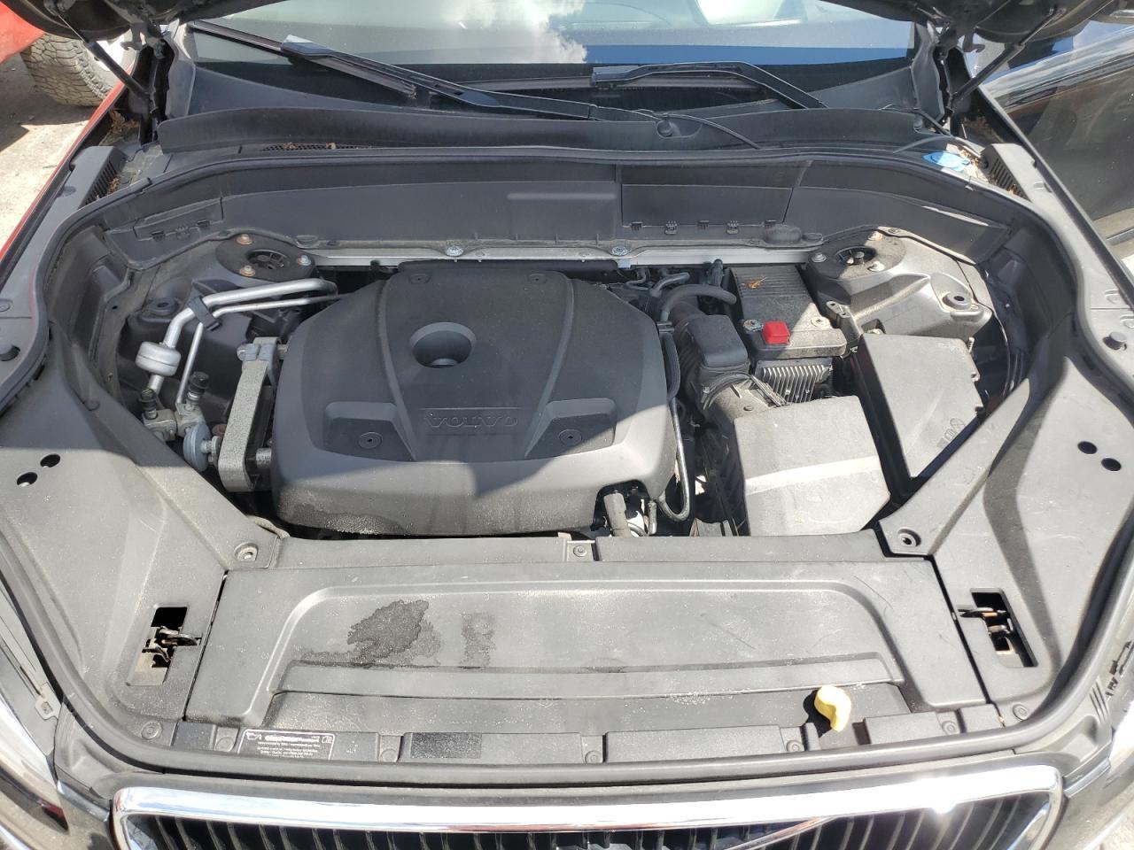 2016 VOLVO XC90