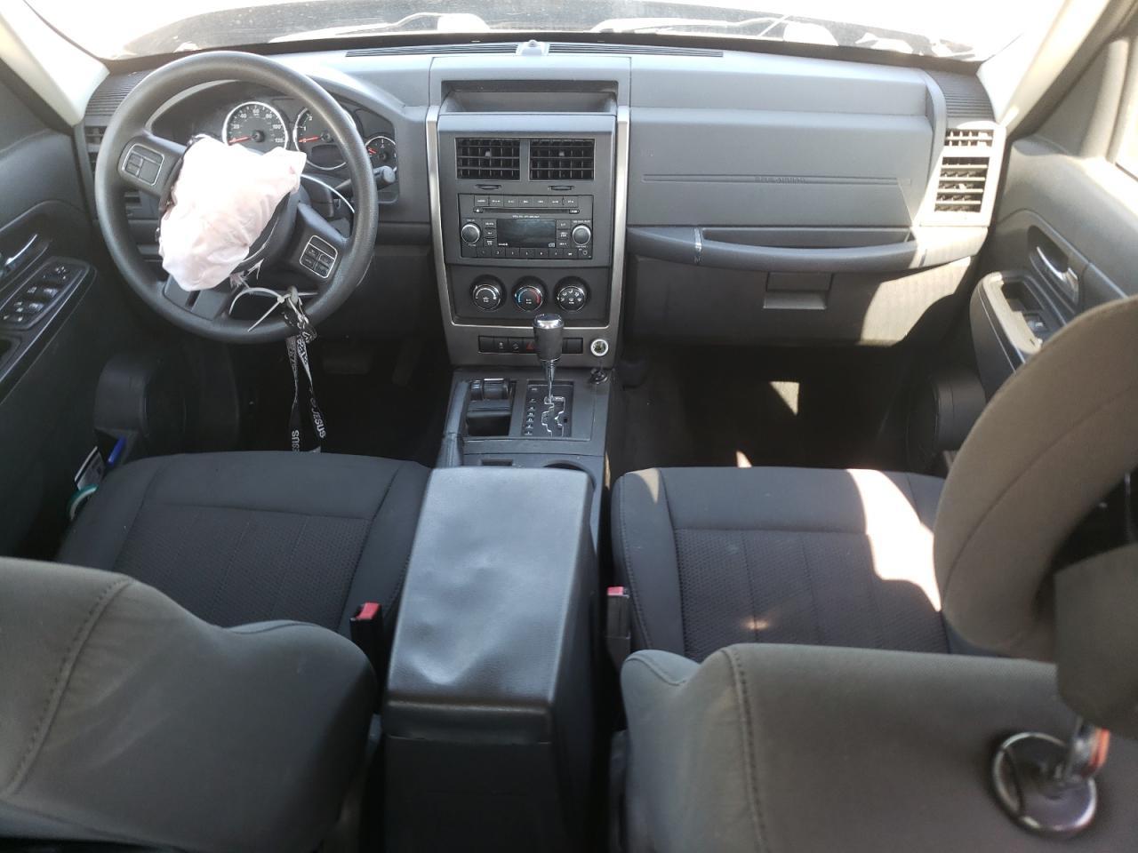 2012 JEEP Liberty