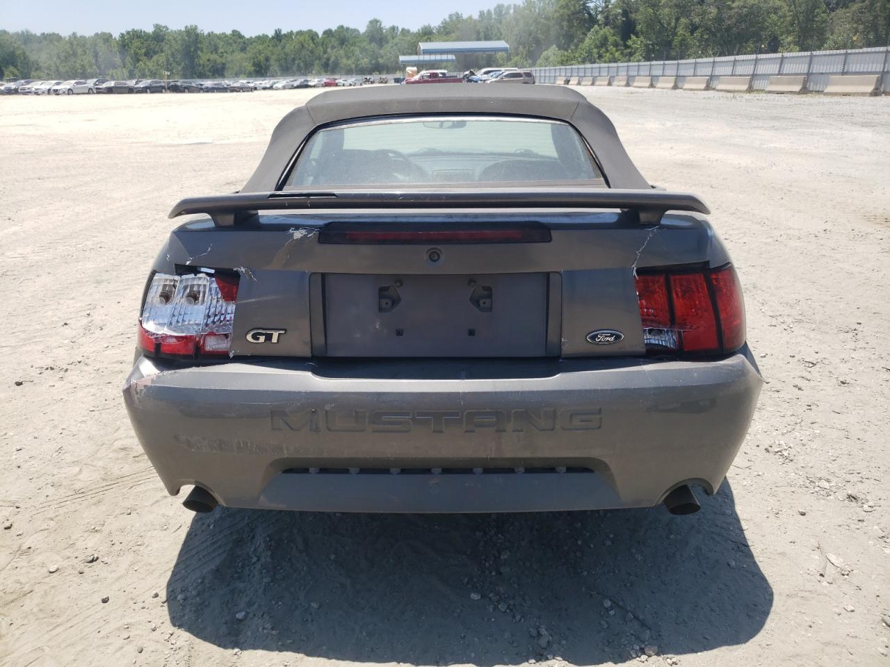2004 FORD MUSTANG