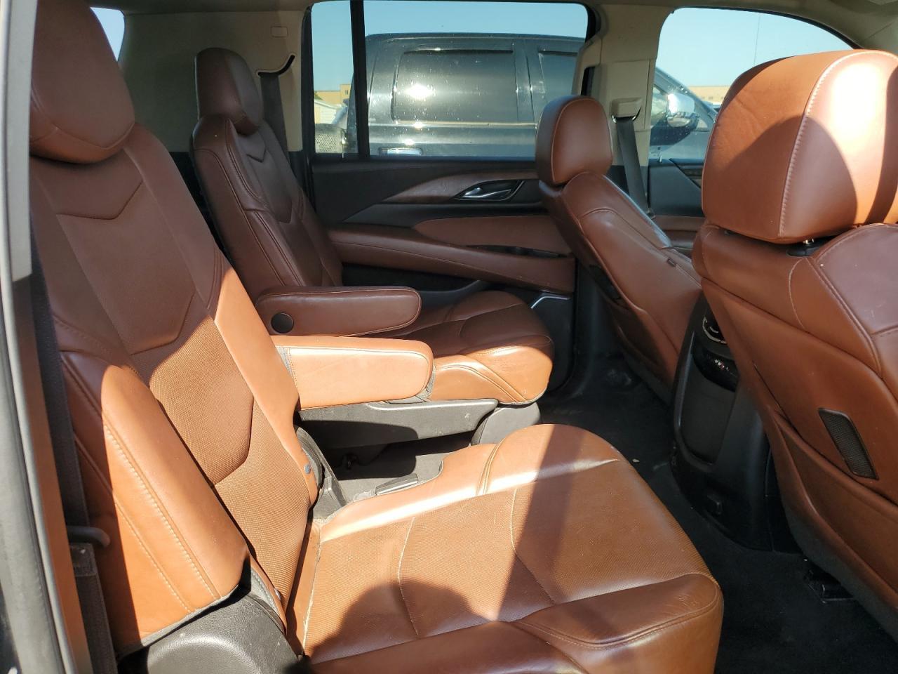 2015 CADILLAC Escalade ESV