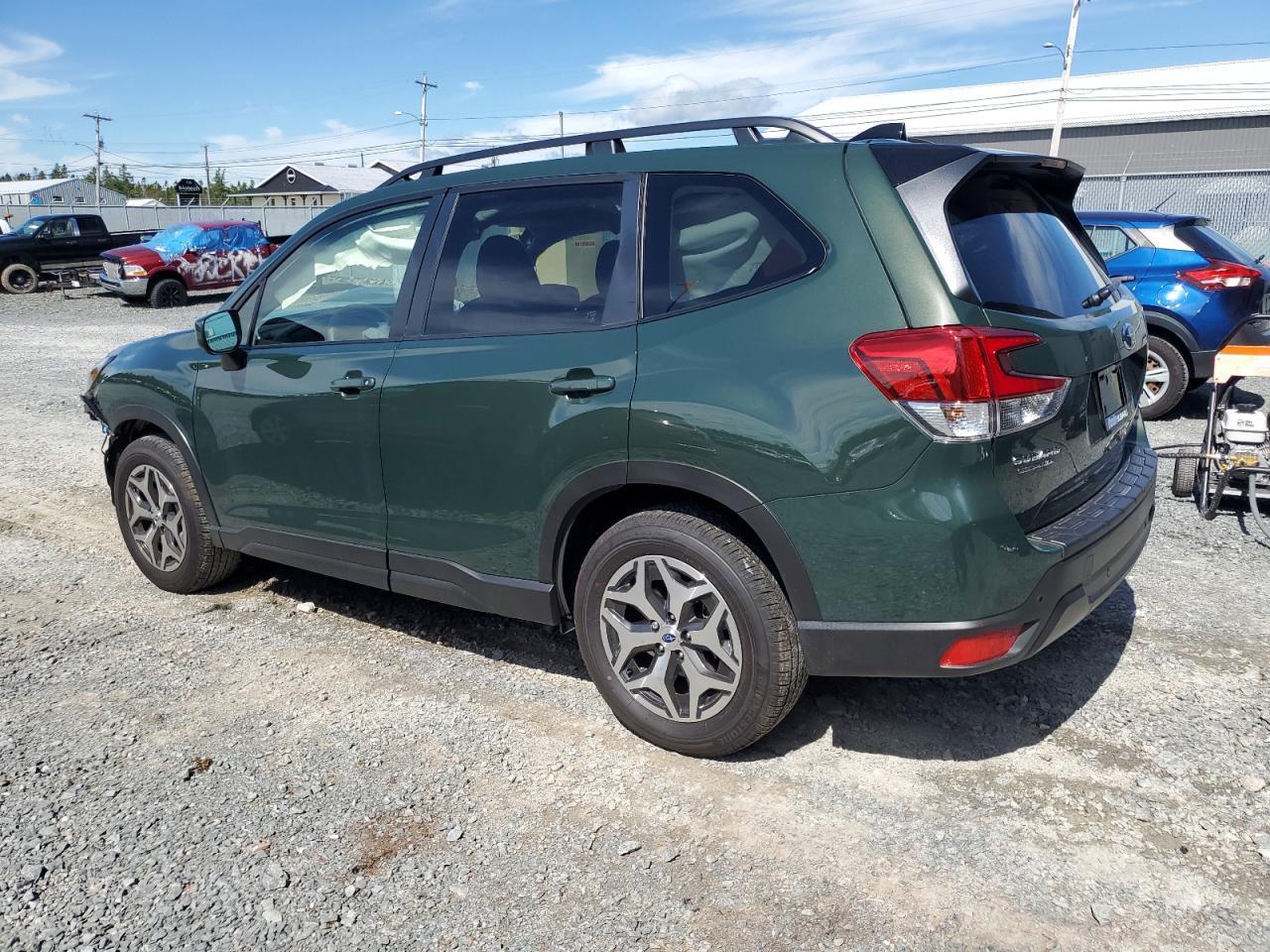 2024 SUBARU FORESTER