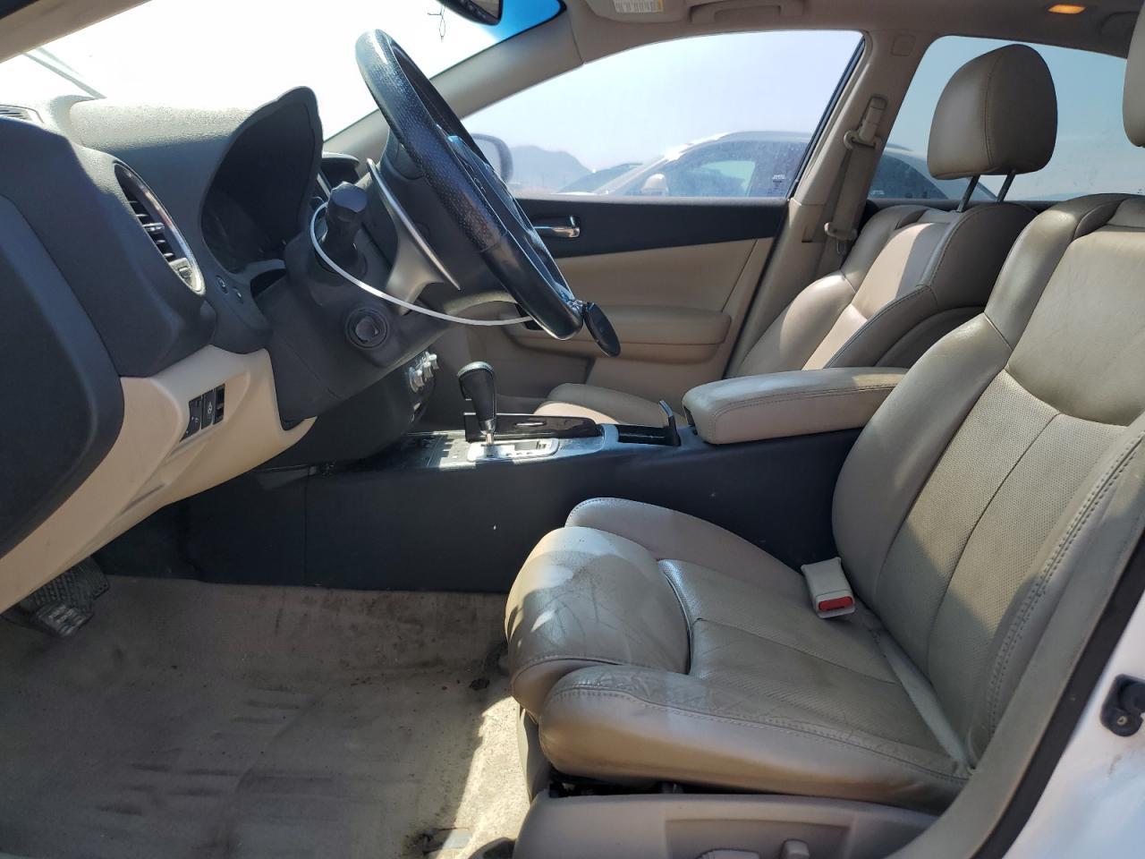 2012 NISSAN Maxima