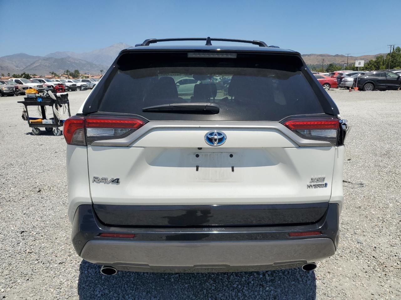 2021 TOYOTA RAV4
