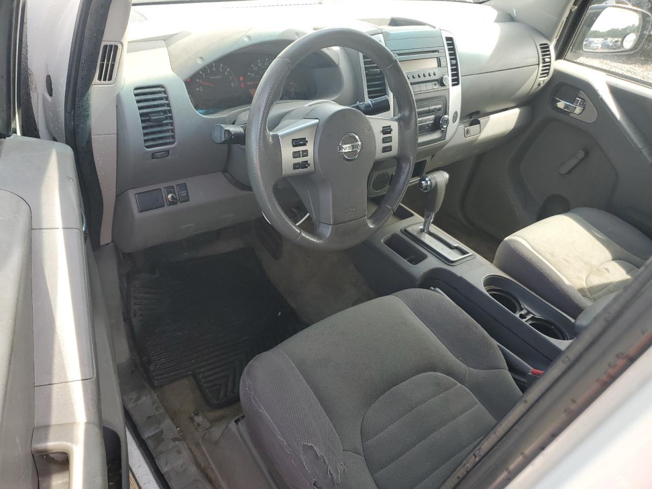 2015 NISSAN Frontier