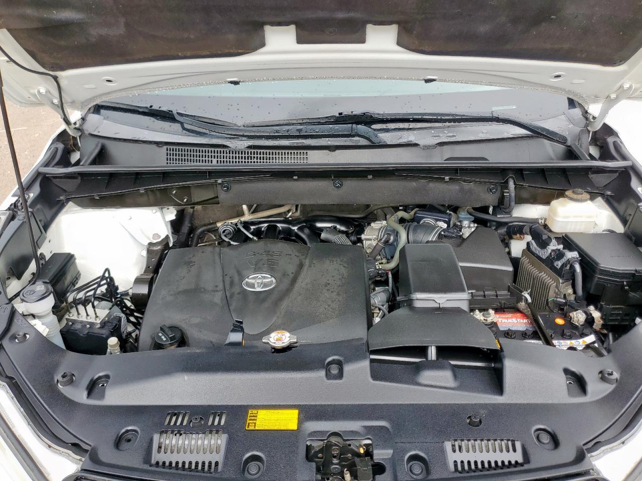 2018 TOYOTA HIGHLANDER