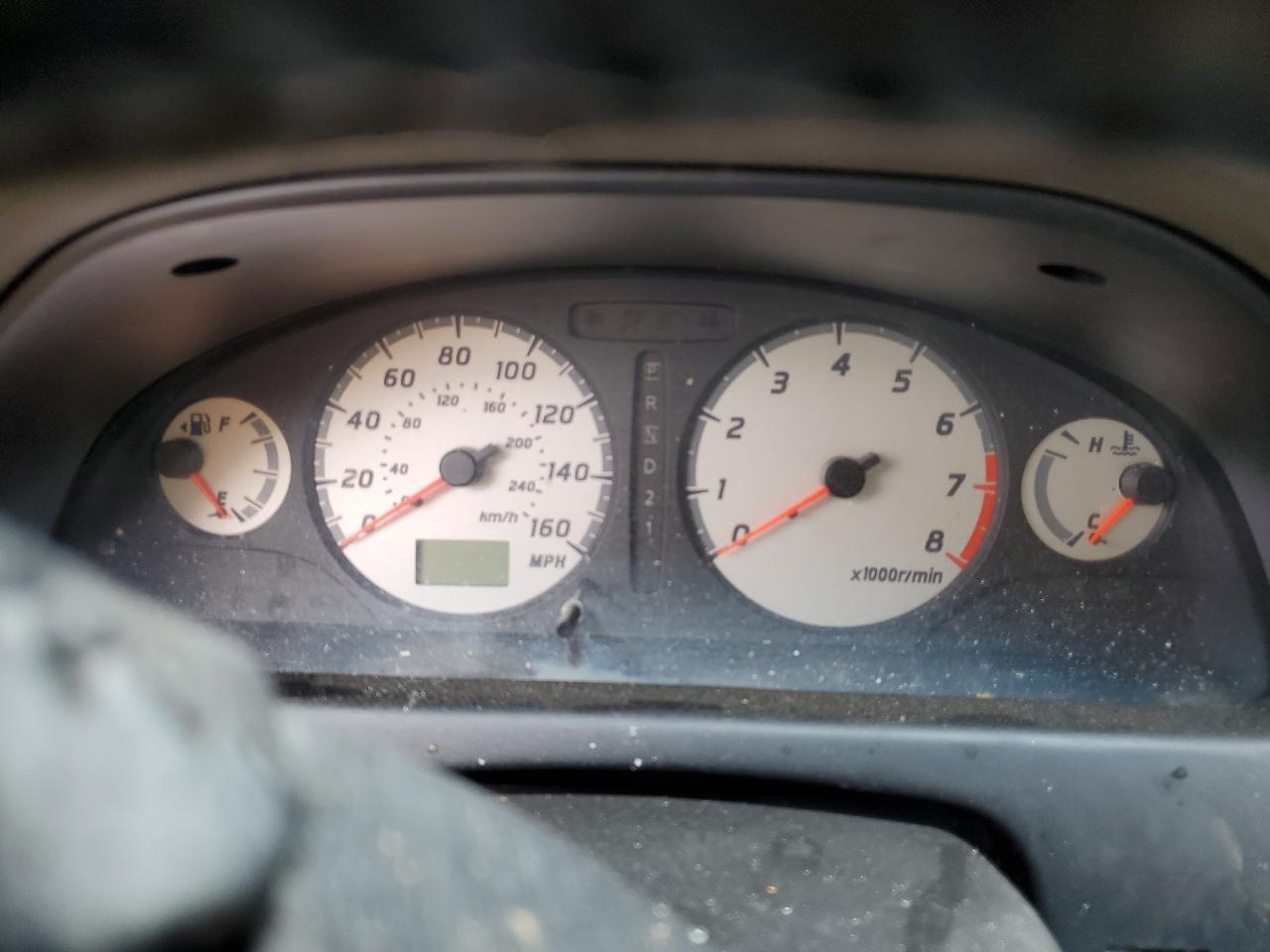2001 NISSAN Maxima