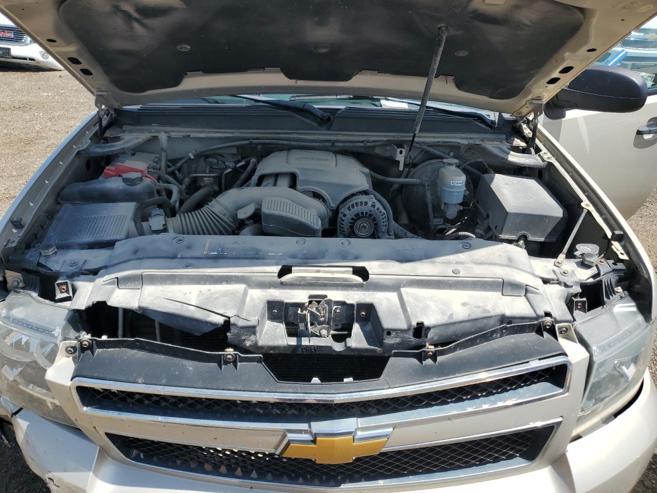 2011 CHEVROLET Suburban