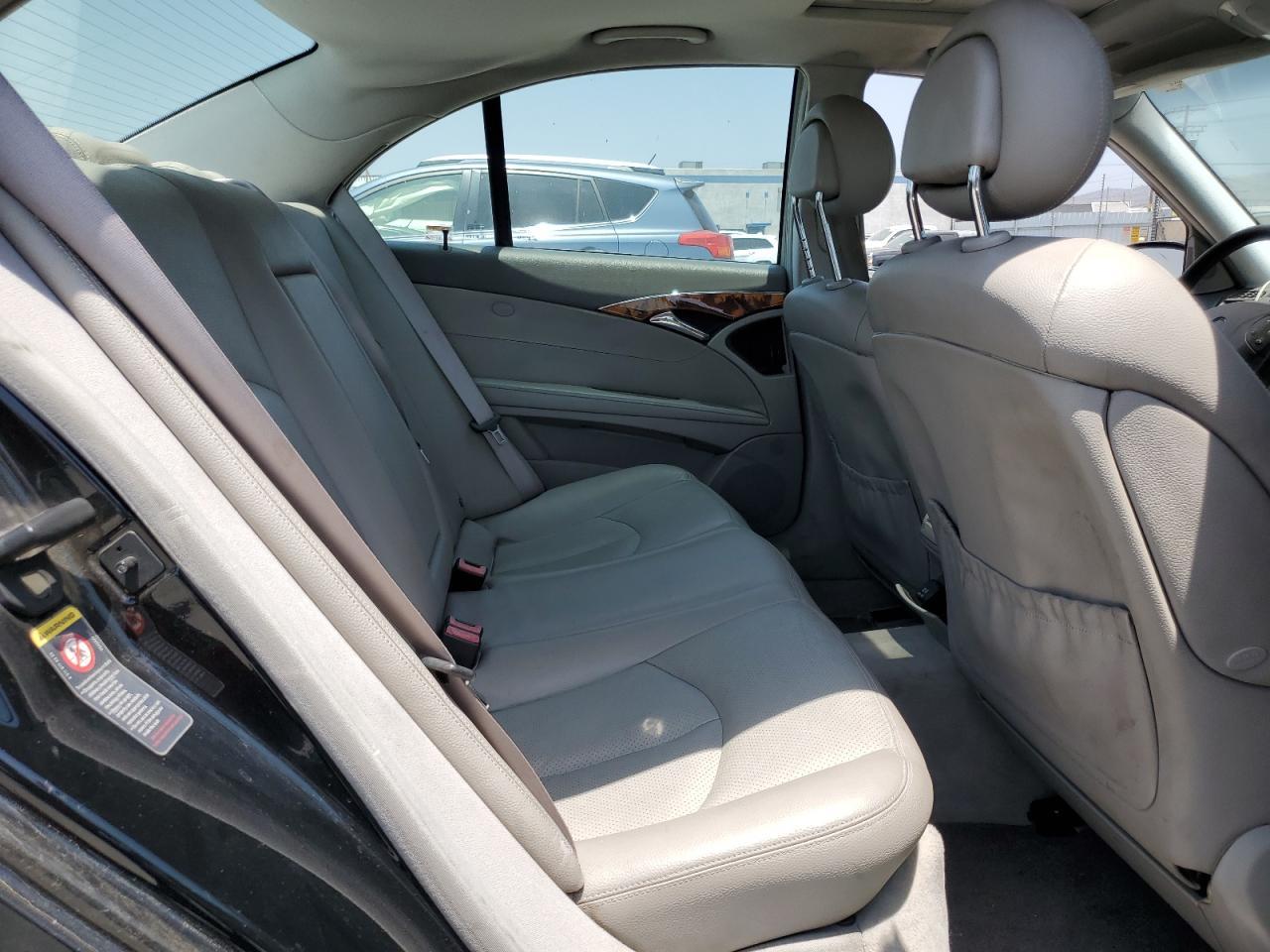 2004 MERCEDES-BENZ E-Class