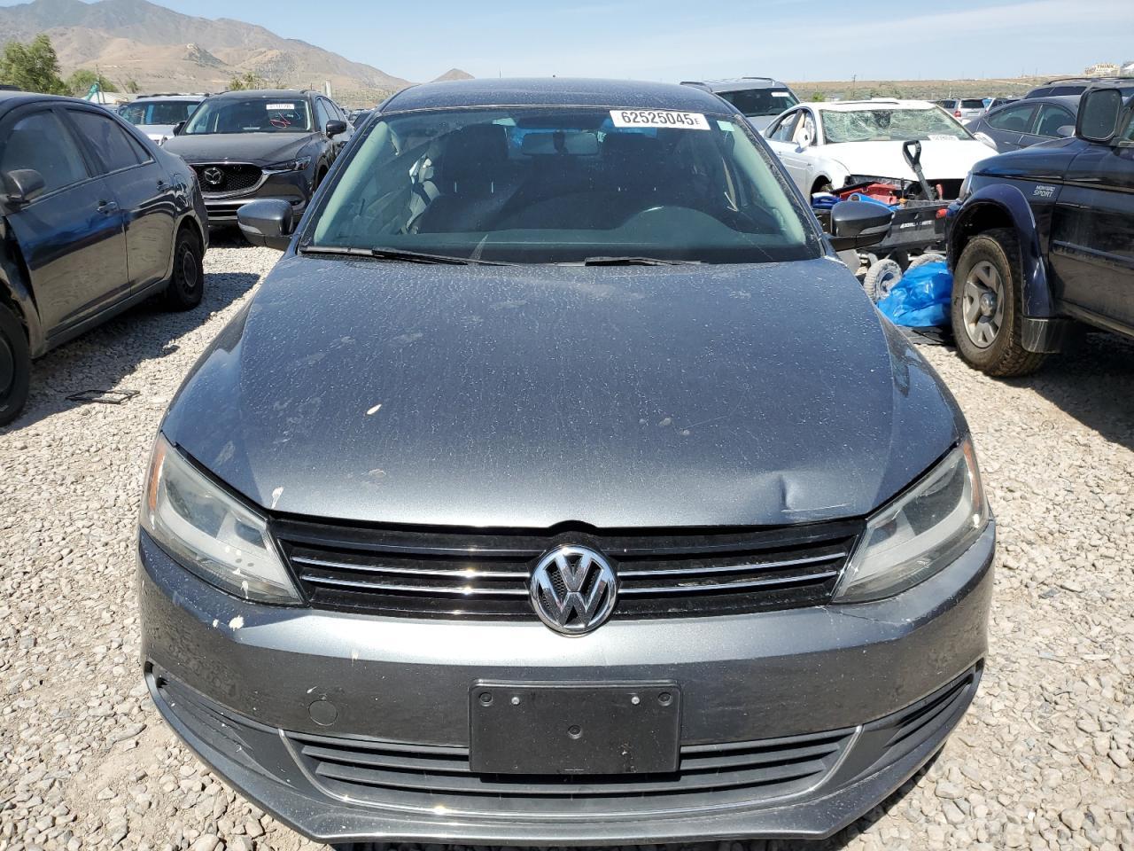 2014 VOLKSWAGEN JETTA