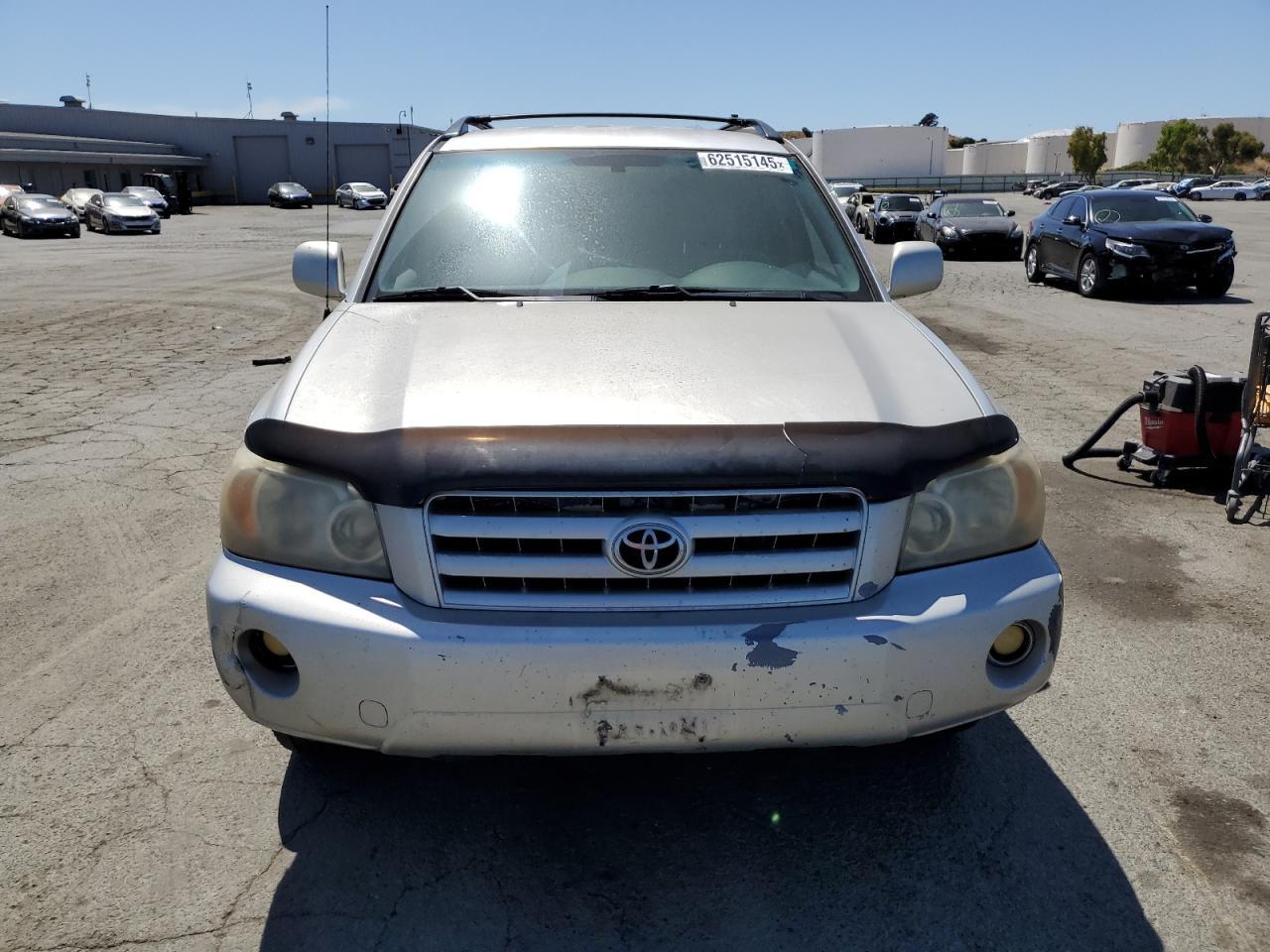 2005 TOYOTA HIGHLANDER