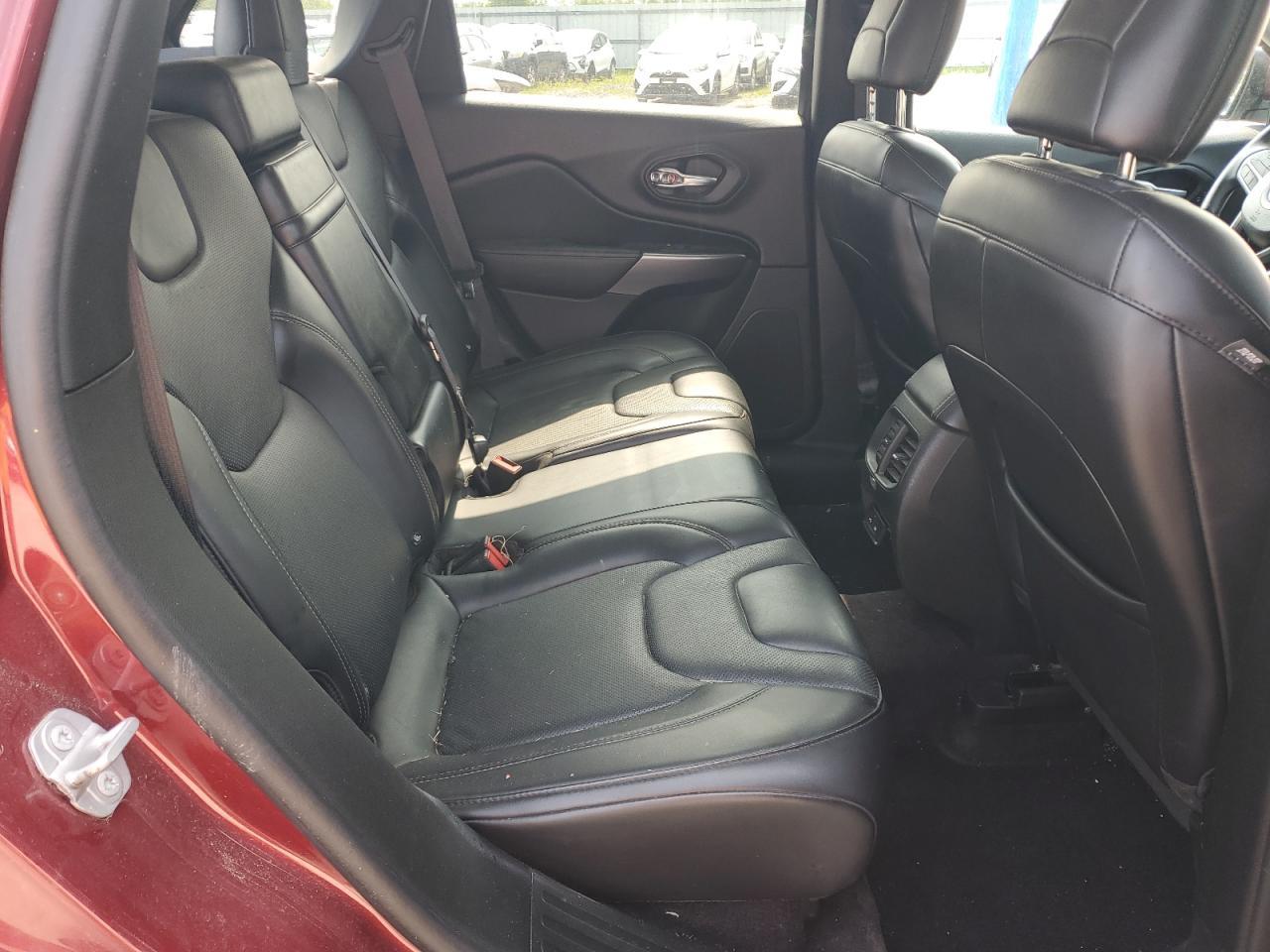 2019 JEEP CHEROKEE