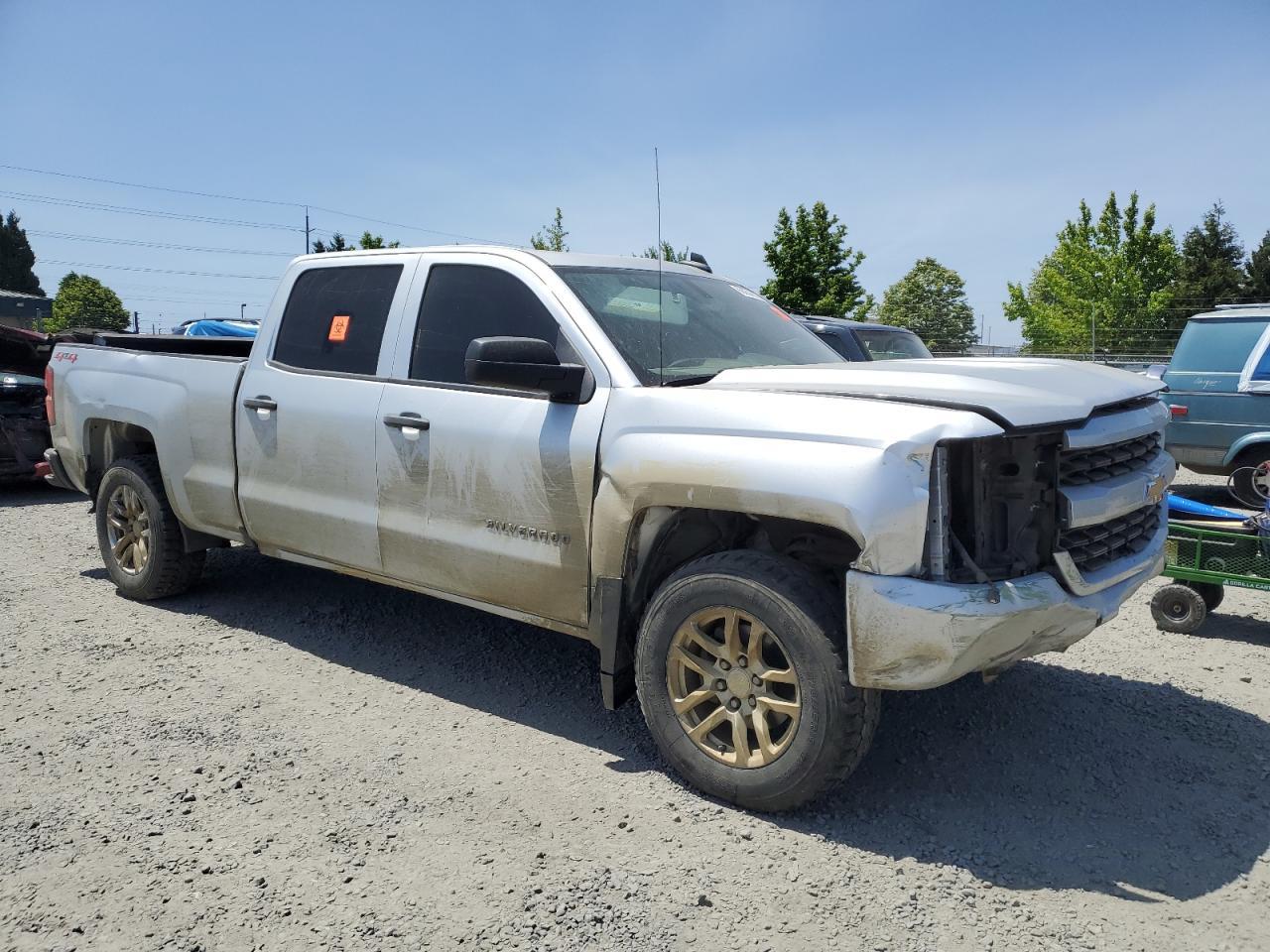 2018 CHEVROLET Silverado