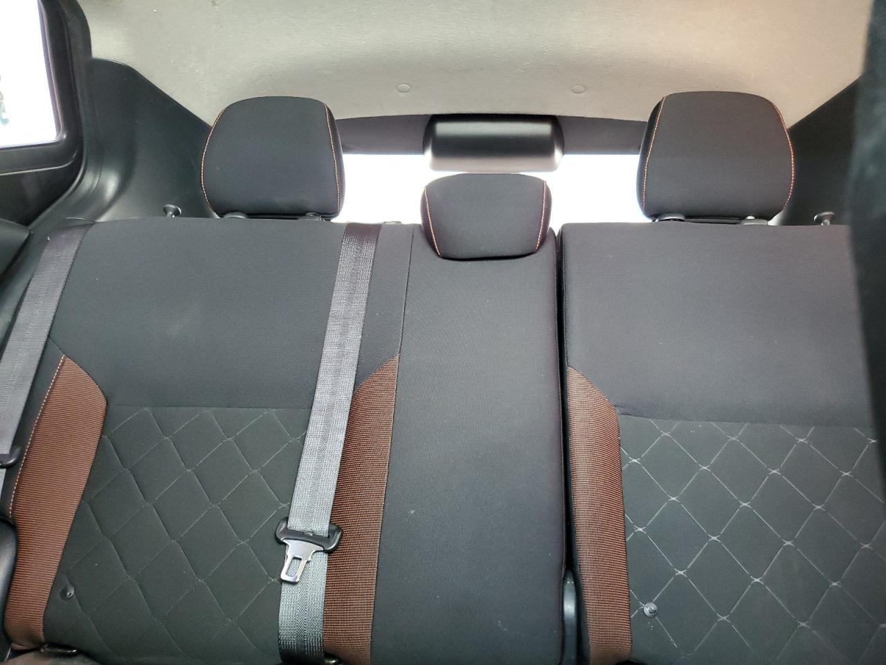 2019 NISSAN KICKS