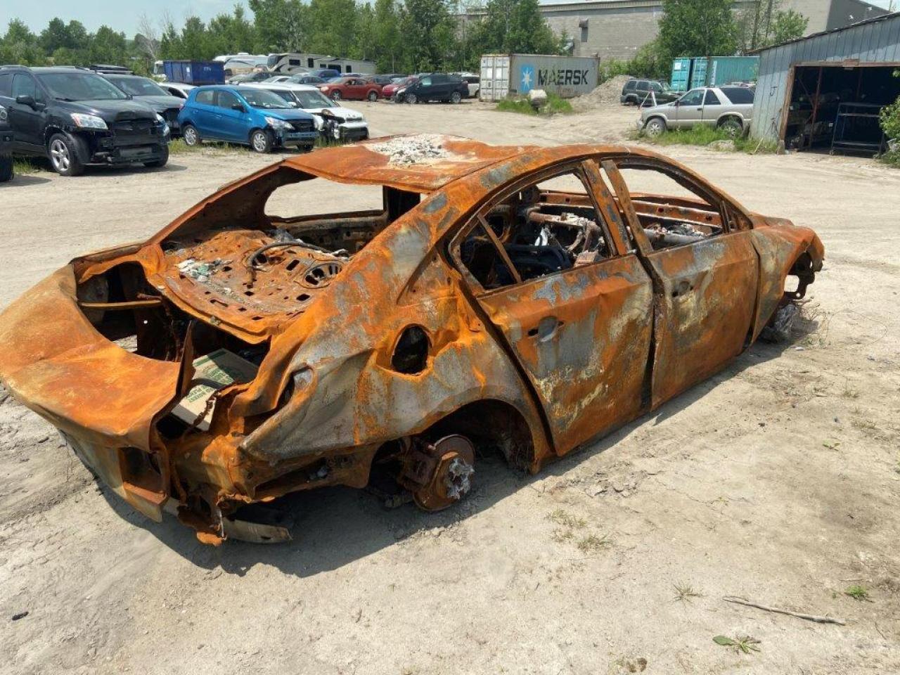 2011 CHEVROLET CRUZE