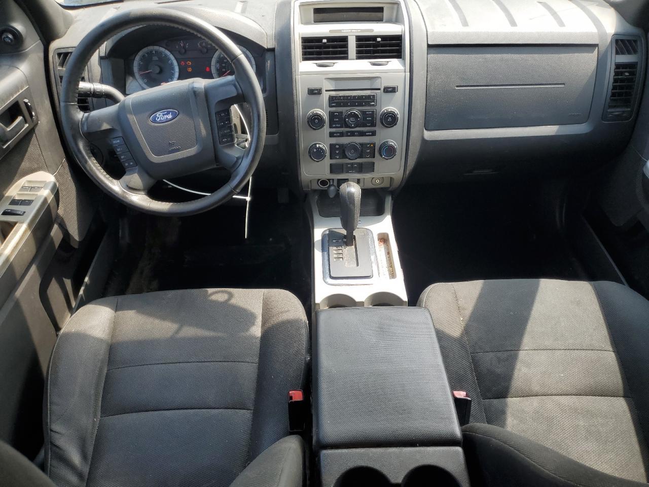 2009 FORD ESCAPE