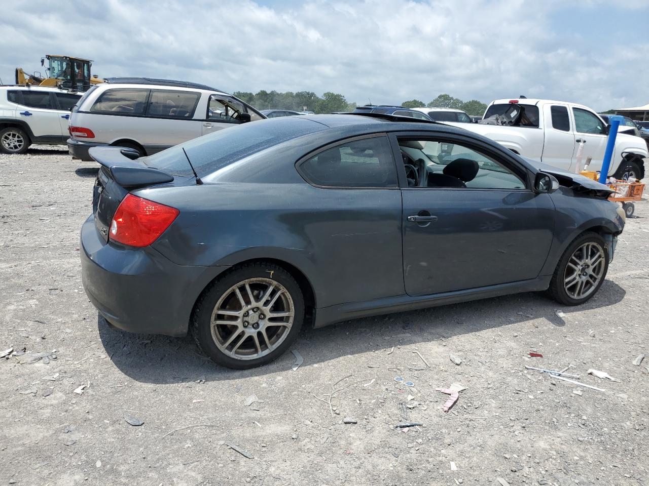 2005 TOYOTA SCION