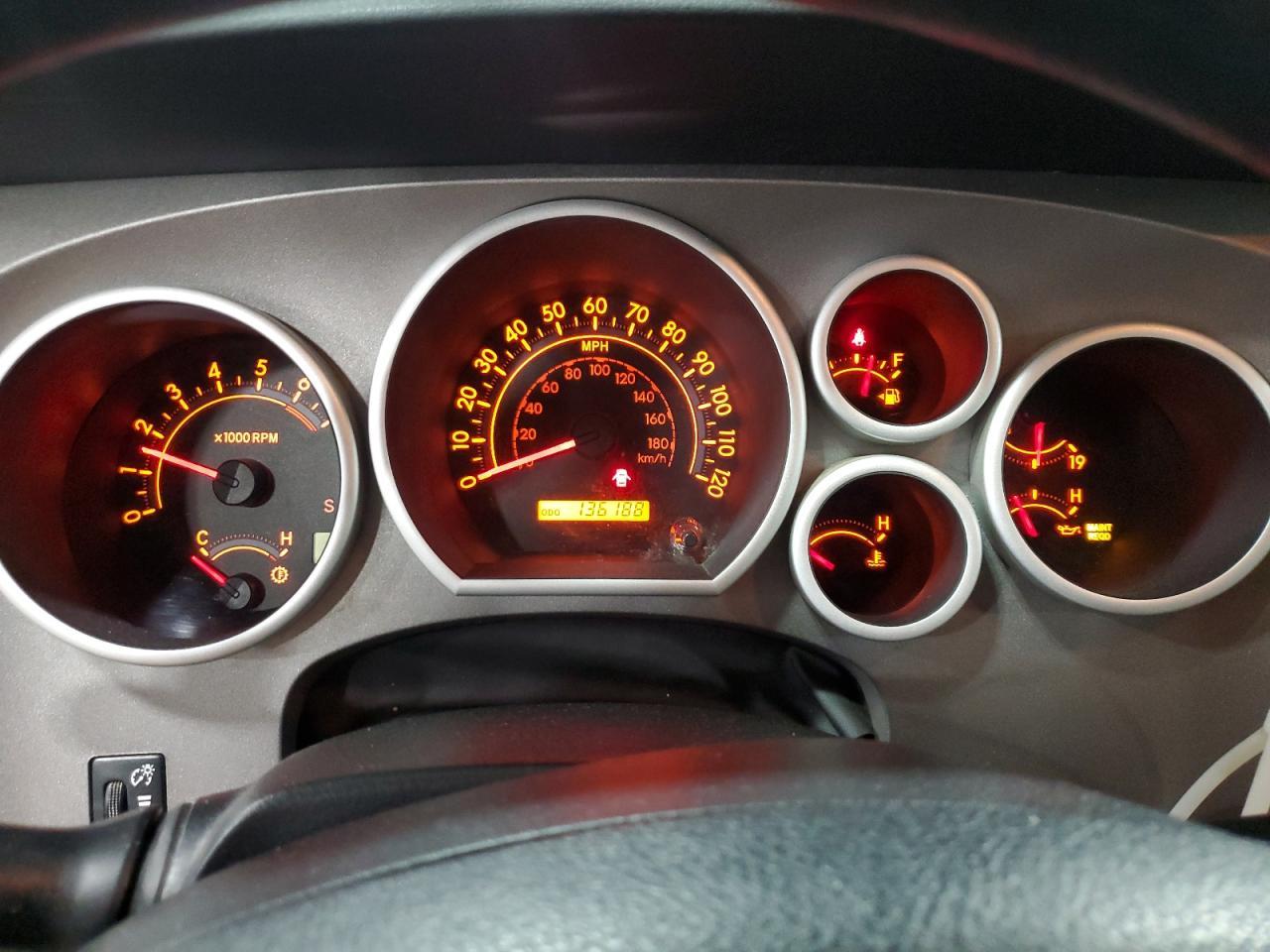 2011 TOYOTA TUNDRA