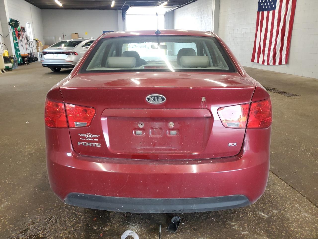 2010 KIA FORTE