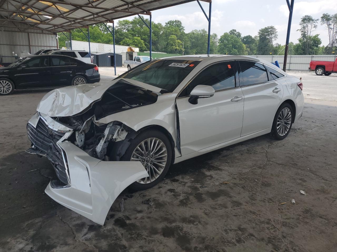 2019 TOYOTA Avalon