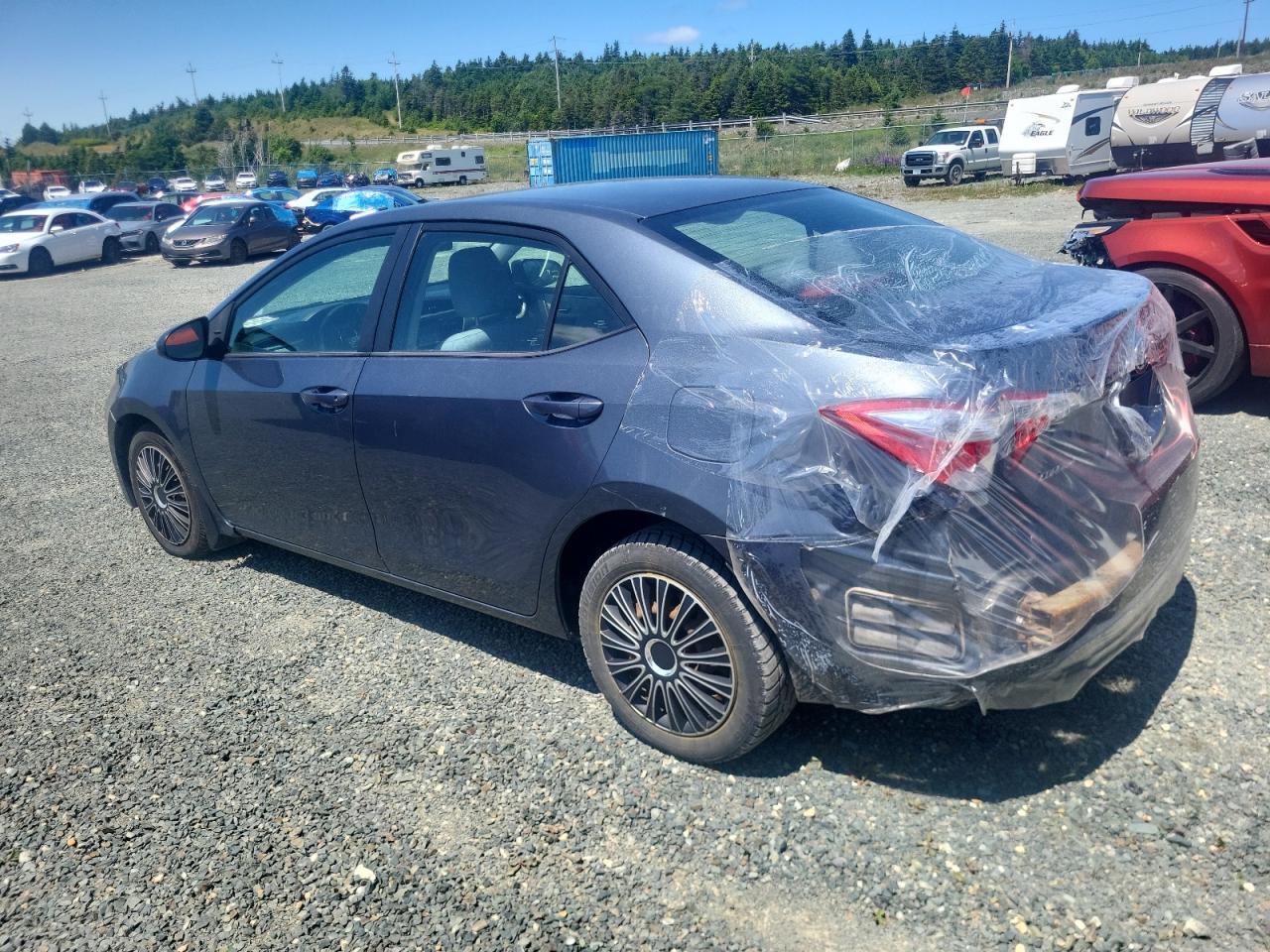 2015 TOYOTA COROLLA